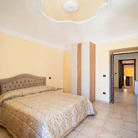 Il Marchese Del Giglio Holiday home Bucchianico